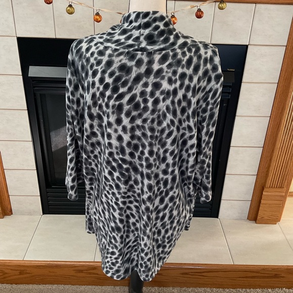 Cathy Daniels Open Front Cheetah Print Cardigan w/Tank Attached, Women’s Sz 1X - Picture 5 of 9